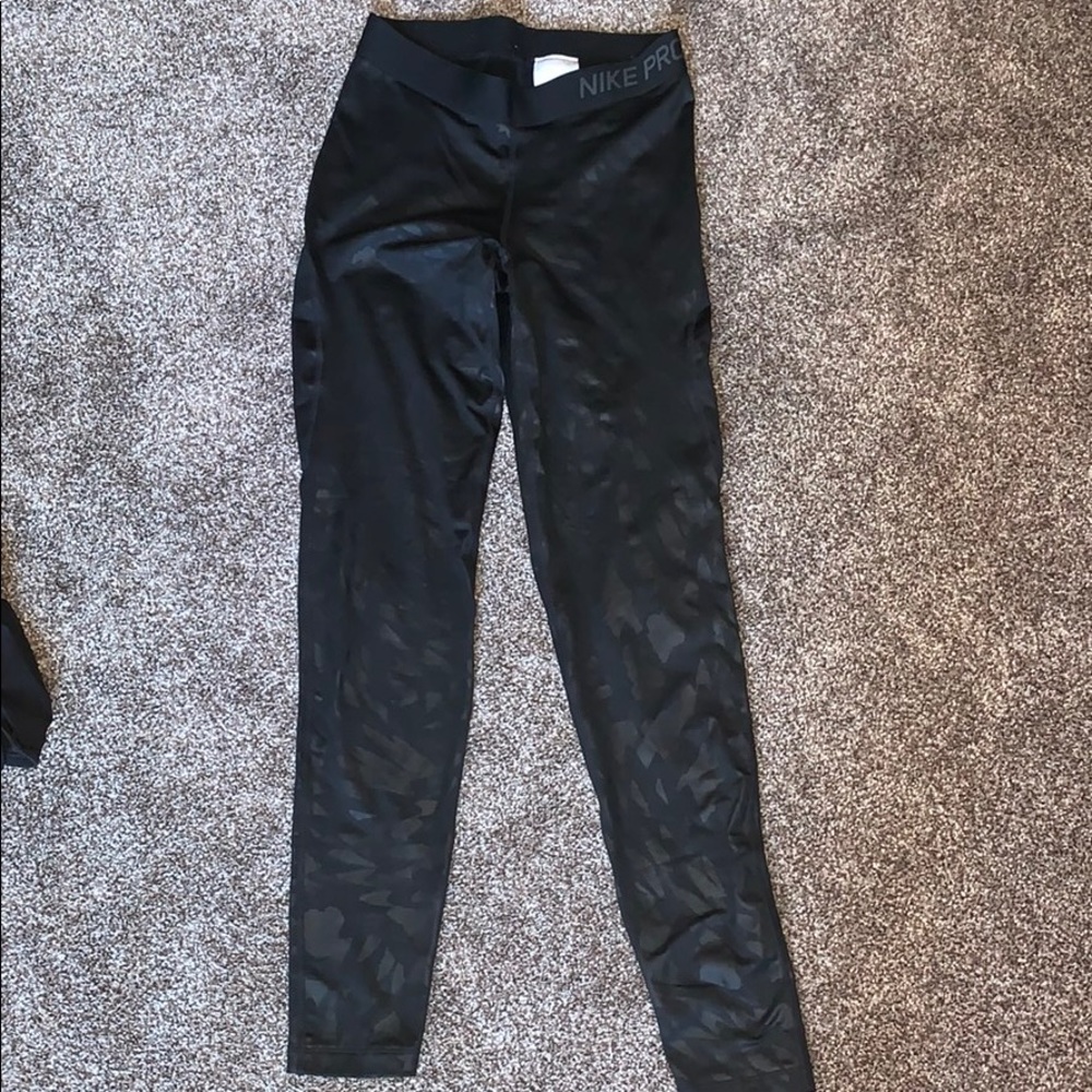 Nike workout leggings
